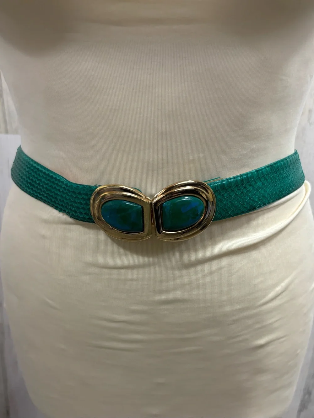 Carlisle Vintage 80’s-90’s Teal Green Snakeskin Embossed Leather Belt